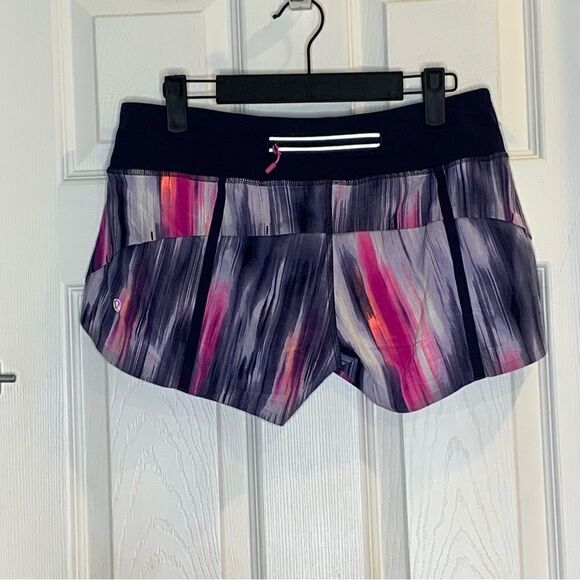 Lululemon Run Speed Mirage Deep Indigo Black Naked Seam Shorts Size 6 - Picture 11 of 11